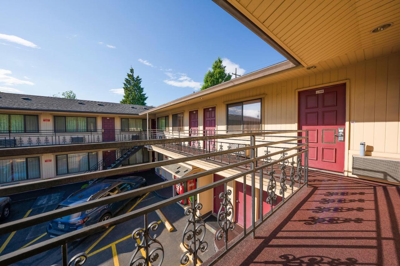 Broadway Inn Portland Downtown Εξωτερικό φωτογραφία