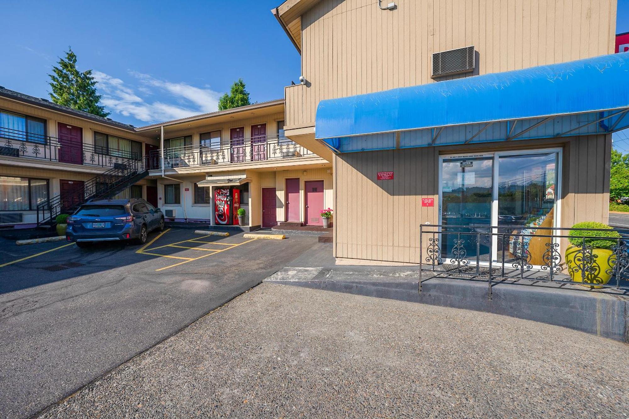Broadway Inn Portland Downtown Εξωτερικό φωτογραφία